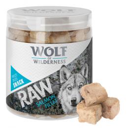 Sparpaket Wolf of Wilderness - RAW Snacks (gefriergetrocknet) - Lachsfilet, große Würfel 4 x 70 g